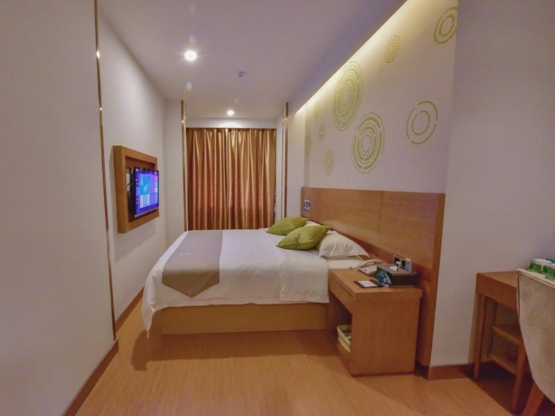 Greentree Inn Huanggang Qichun County Ouyada Square Express Hotel Exterior foto