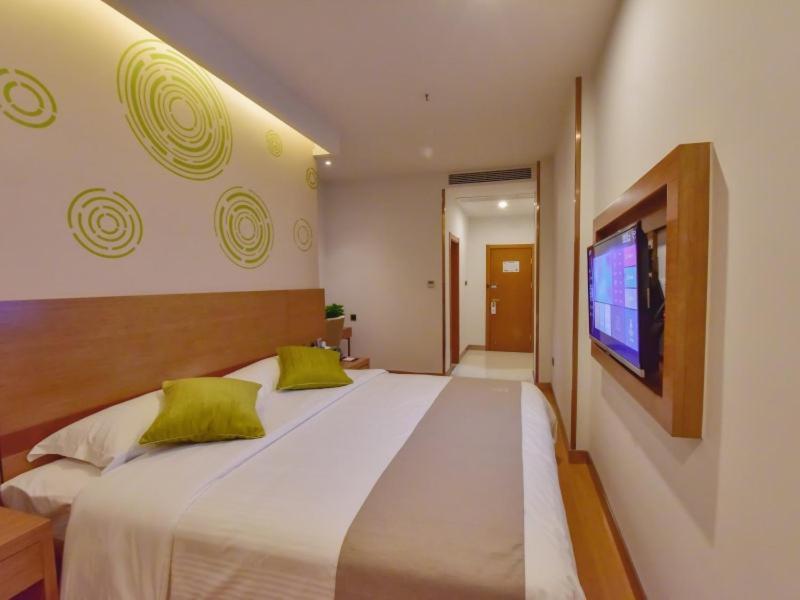 Greentree Inn Huanggang Qichun County Ouyada Square Express Hotel Exterior foto